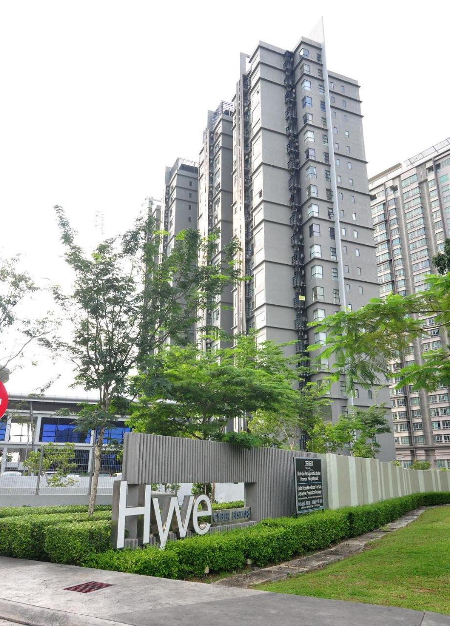 Hyve Soho Cyberjaya By Idealhub Apartment Exterior photo